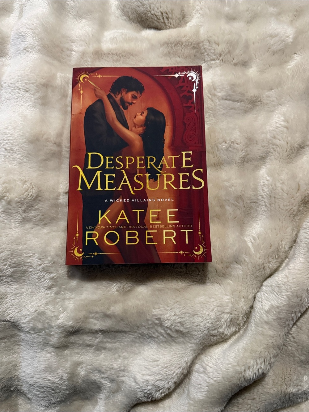 Desperate Measures - Katee Robert